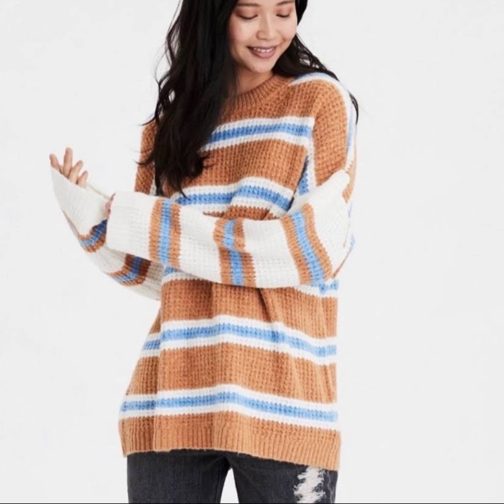 American Eagle Pullover Sweater